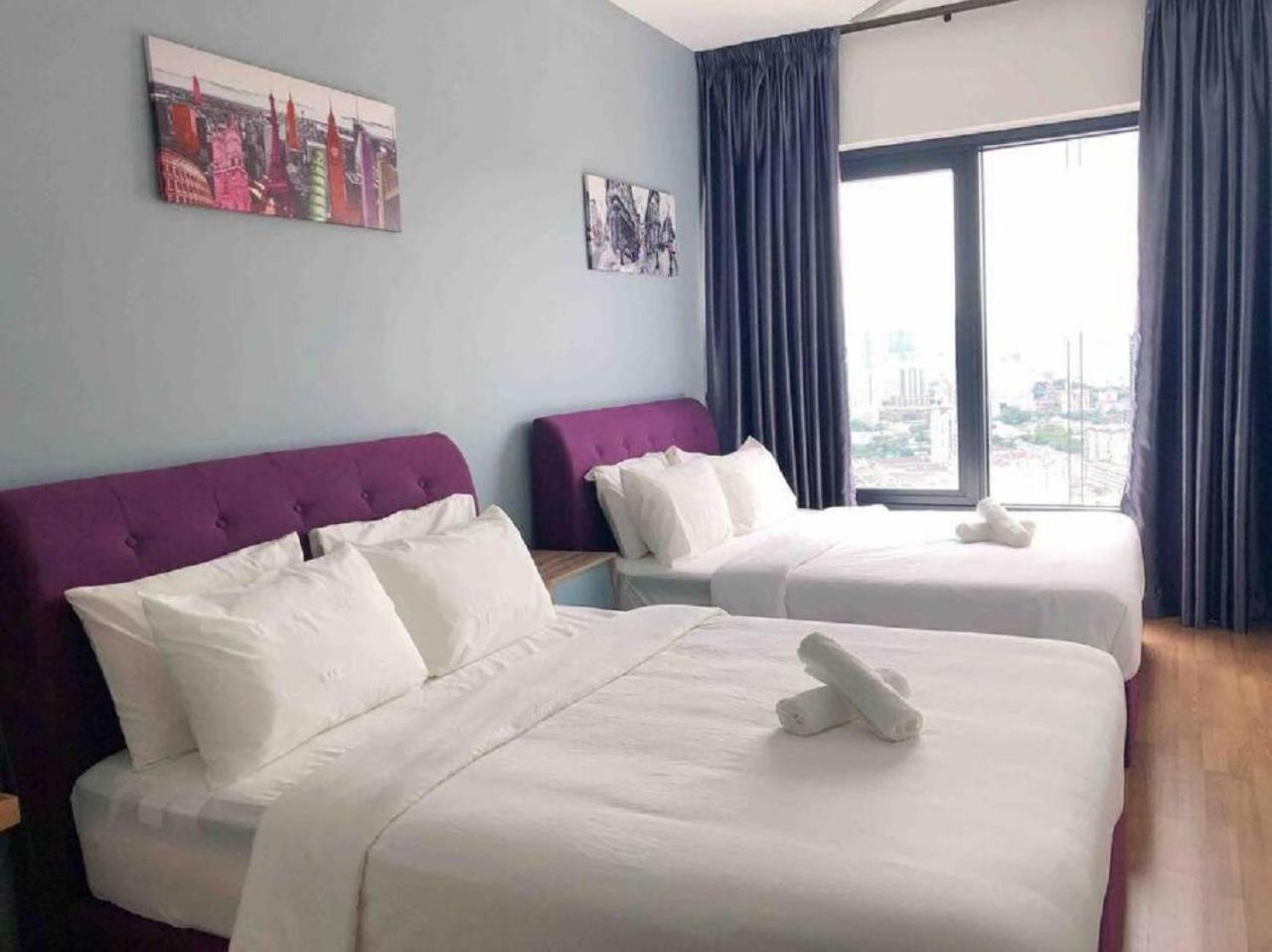 Tropicana 218 Macalister Netflix High Floor Pangsapuri *